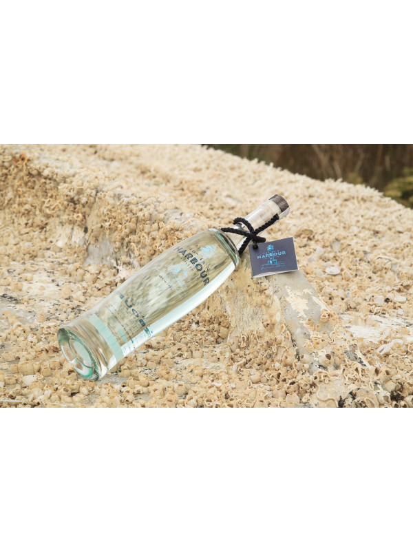 Gin 40º 48'N Harbour